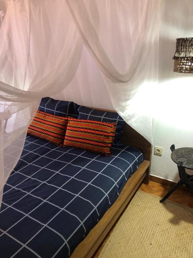 Baobab Moz Lodge 米尔芳提斯城 外观 照片